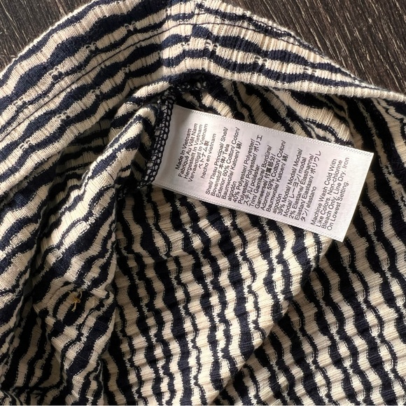 NWT Jcrew cardigan, M - Picture 2 of 3